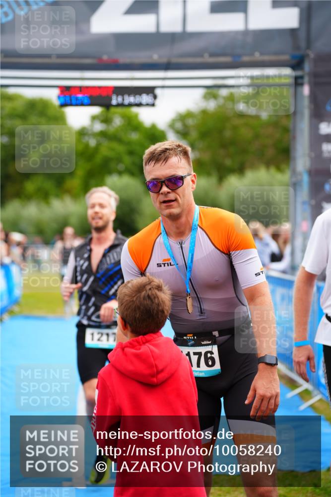 30.08.2026 - Elbe Triathlon Hamburg LAZAROV Photography http://msf.ph/oto/10058240 30.08.2026 11:26:25 Ziel 514, 1079, 1198, 1217 meine-sportfotos.de