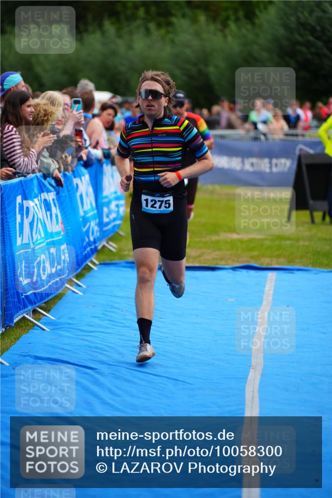 30.08.2026 - Elbe Triathlon Hamburg LAZAROV Photography http://msf.ph/oto/10058300 30.08.2026 11:27:00 Ziel 702, 1172, 1194, 1203, 1275 meine-sportfotos.de