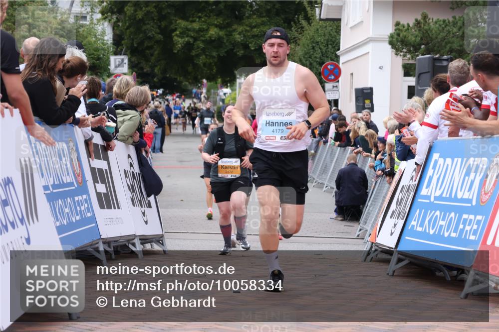 30.08.2026 - Blankeneser Heldenlauf Lena Gebhardt http://msf.ph/oto/10058334 30.08.2026 12:21:51 Ziel 2412, 2472, 4179 meine-sportfotos.de