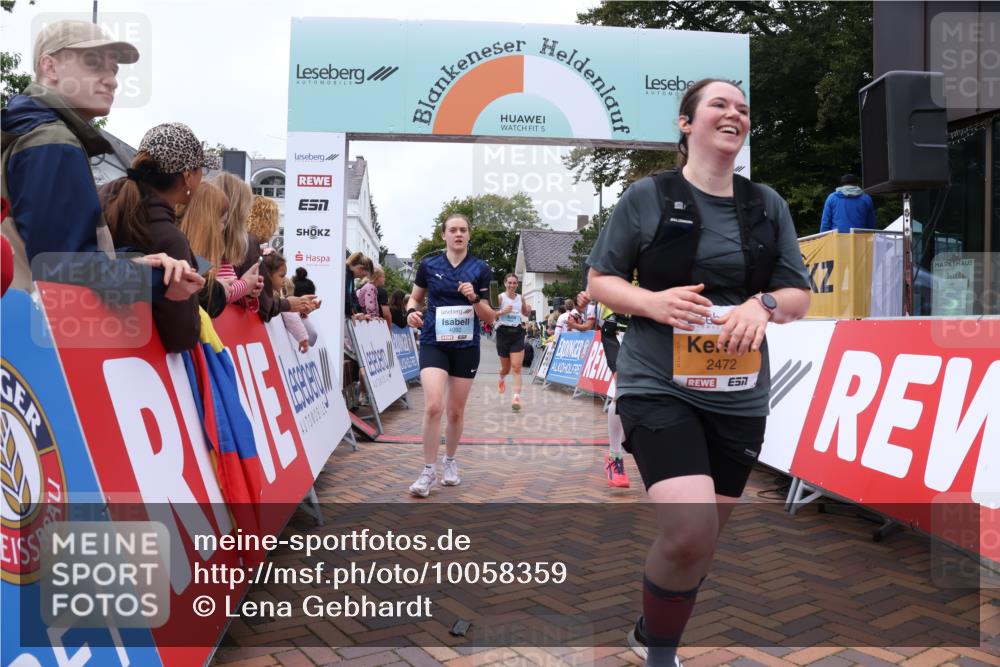 30.08.2026 - Blankeneser Heldenlauf Lena Gebhardt http://msf.ph/oto/10058359 30.08.2026 12:21:57 Ziel 2472, 4092, 4179, 4225, 4379 meine-sportfotos.de