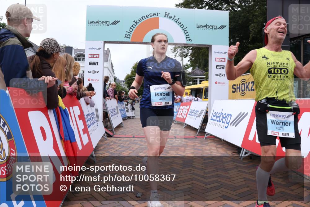 30.08.2026 - Blankeneser Heldenlauf Lena Gebhardt http://msf.ph/oto/10058367 30.08.2026 12:21:58 Ziel 2472, 4092, 4179, 4225, 4379 meine-sportfotos.de