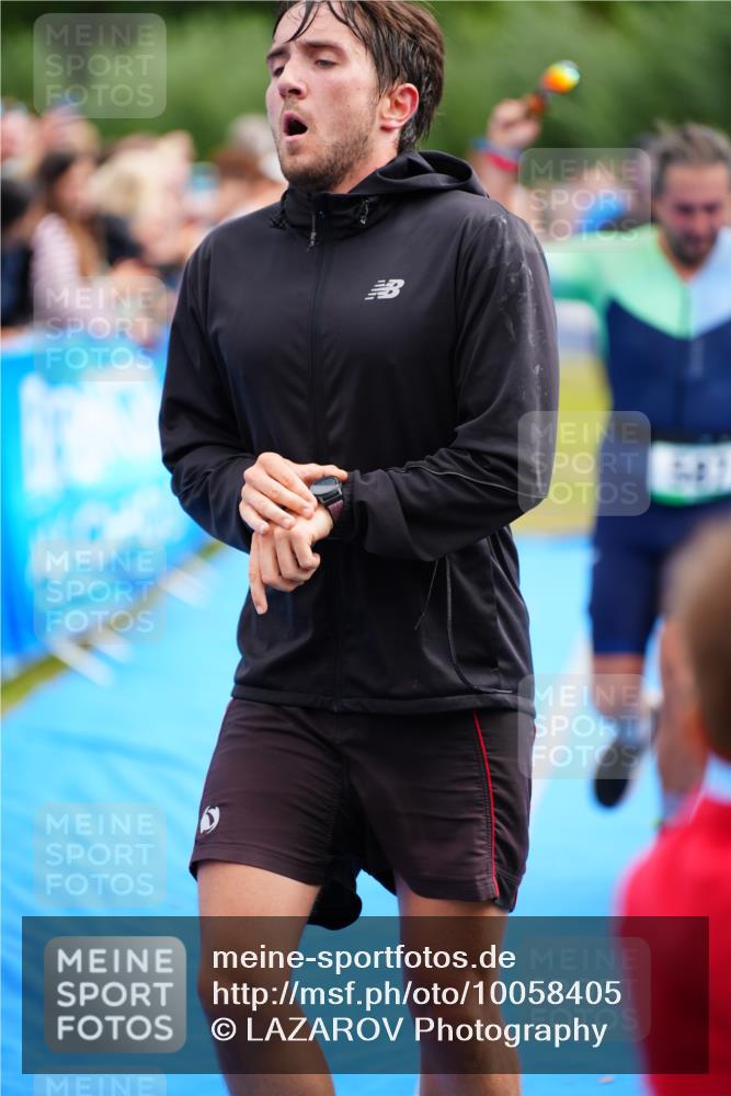 30.08.2026 - Elbe Triathlon Hamburg LAZAROV Photography http://msf.ph/oto/10058405 30.08.2026 11:28:00 Ziel 587, 754, 1065, 1068, 1103 meine-sportfotos.de