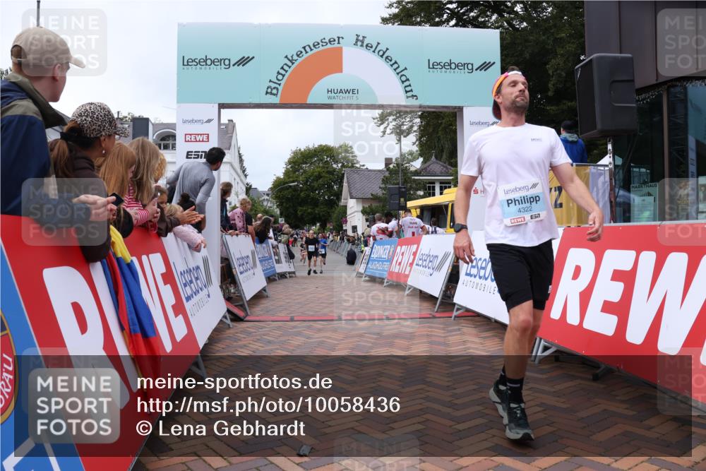 30.08.2026 - Blankeneser Heldenlauf Lena Gebhardt http://msf.ph/oto/10058436 30.08.2026 12:22:17 Ziel 4270, 4322 meine-sportfotos.de