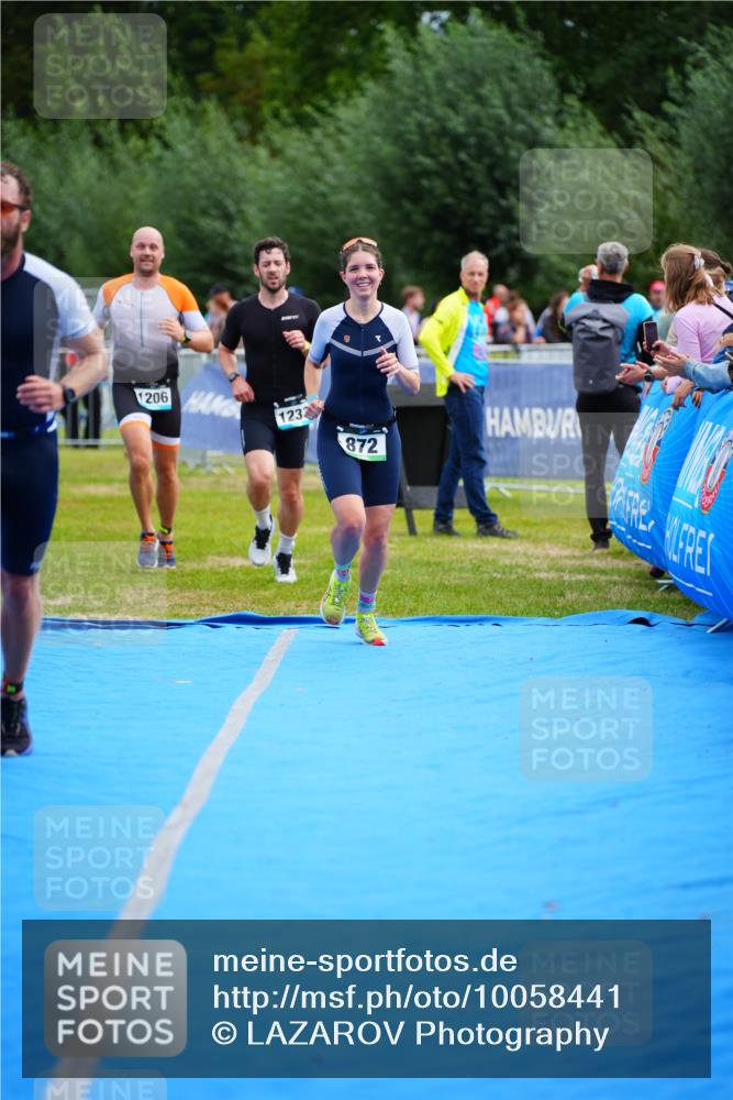 30.08.2026 - Elbe Triathlon Hamburg LAZAROV Photography http://msf.ph/oto/10058441 30.08.2026 11:28:29 Ziel 715, 866, 872, 1206, 1233 meine-sportfotos.de