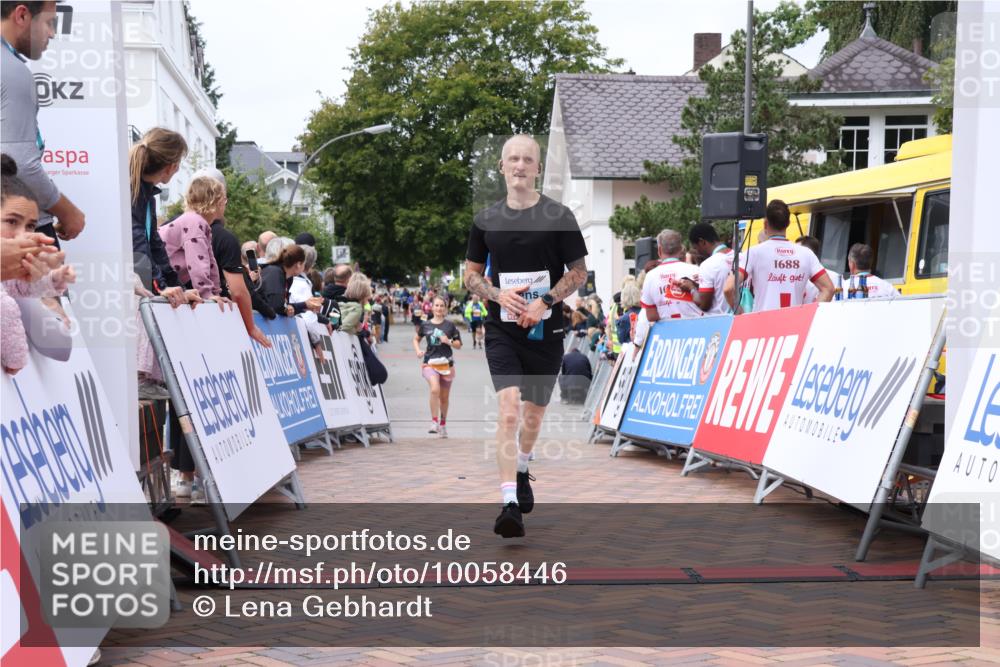 30.08.2026 - Blankeneser Heldenlauf Lena Gebhardt http://msf.ph/oto/10058446 30.08.2026 12:22:20 Ziel 4270, 4322, 4485 meine-sportfotos.de