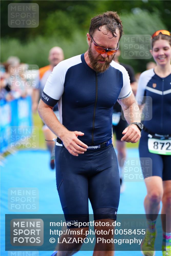 30.08.2026 - Elbe Triathlon Hamburg LAZAROV Photography http://msf.ph/oto/10058455 30.08.2026 11:28:32 Ziel 715, 866, 872, 1206, 1233 meine-sportfotos.de