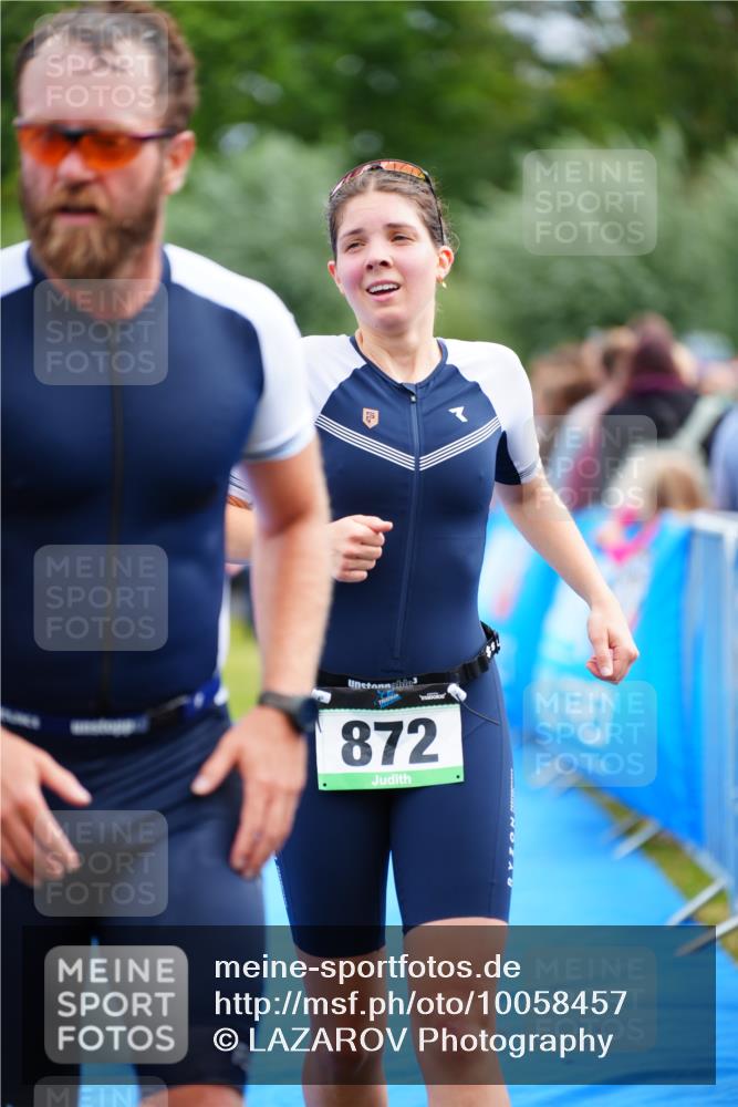 30.08.2026 - Elbe Triathlon Hamburg LAZAROV Photography http://msf.ph/oto/10058457 30.08.2026 11:28:33 Ziel 715, 866, 872, 1206, 1233 meine-sportfotos.de