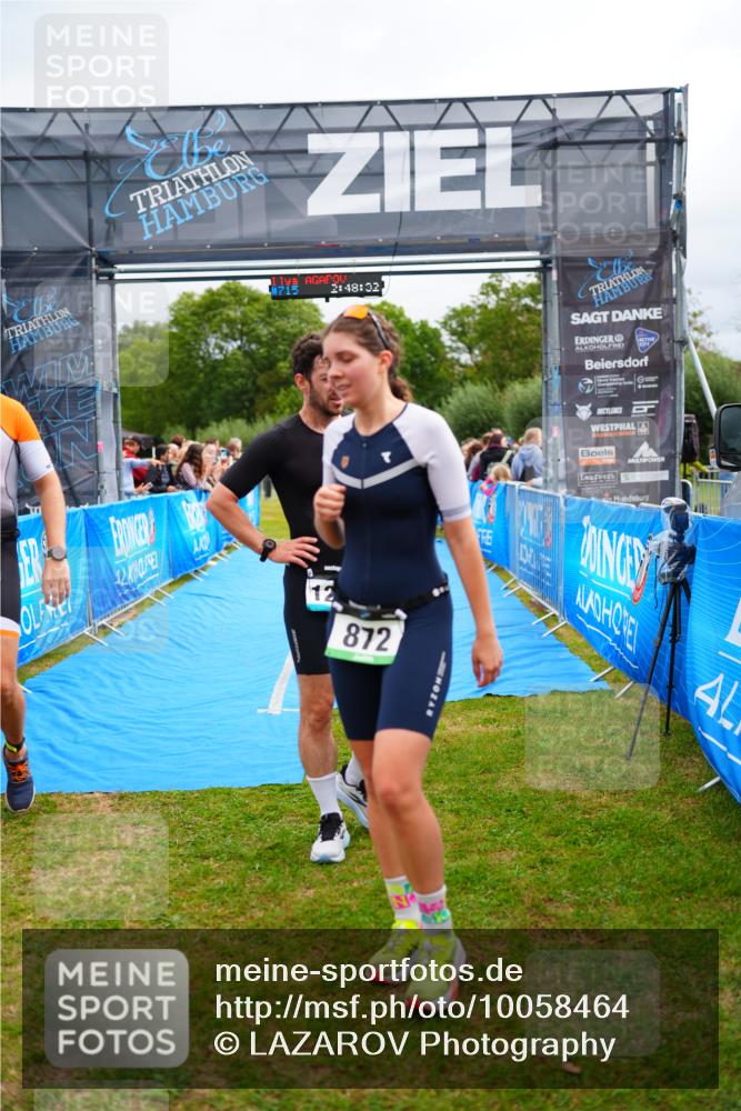 30.08.2026 - Elbe Triathlon Hamburg LAZAROV Photography http://msf.ph/oto/10058464 30.08.2026 11:28:36 Ziel 866, 1206, 1233 meine-sportfotos.de