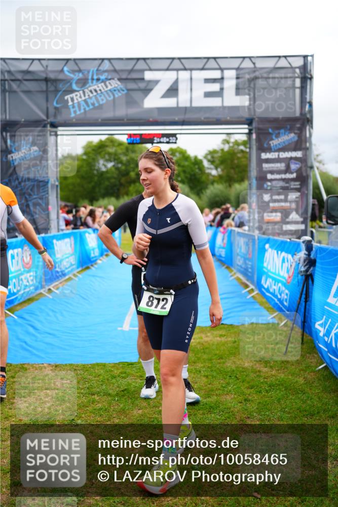 30.08.2026 - Elbe Triathlon Hamburg LAZAROV Photography http://msf.ph/oto/10058465 30.08.2026 11:28:36 Ziel 866, 1206, 1233 meine-sportfotos.de