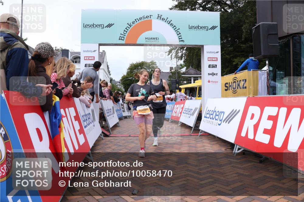 30.08.2026 - Blankeneser Heldenlauf Lena Gebhardt http://msf.ph/oto/10058470 30.08.2026 12:22:27 Ziel 2638, 2779, 4270, 4485 meine-sportfotos.de