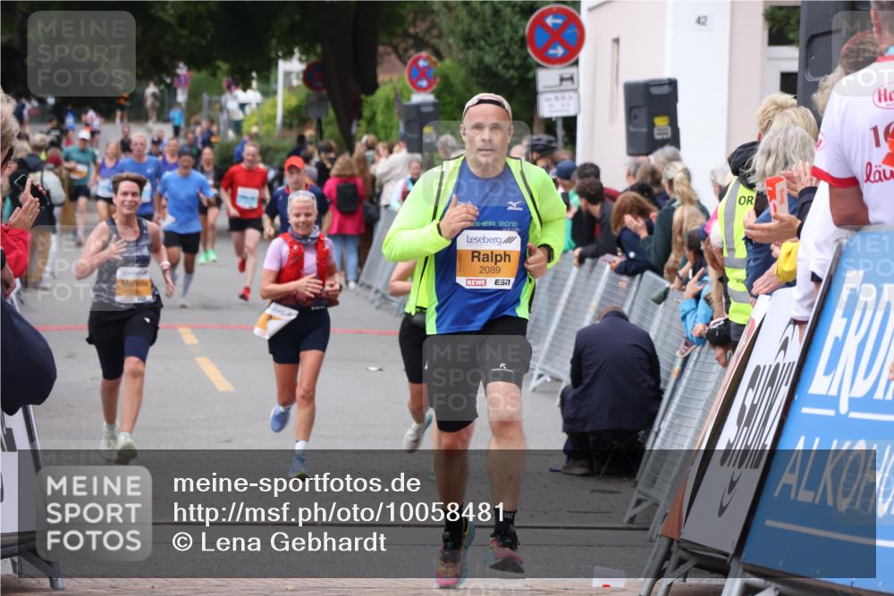 30.08.2026 - Blankeneser Heldenlauf Lena Gebhardt http://msf.ph/oto/10058481 30.08.2026 12:22:31 Ziel 2089, 2638, 2779 meine-sportfotos.de