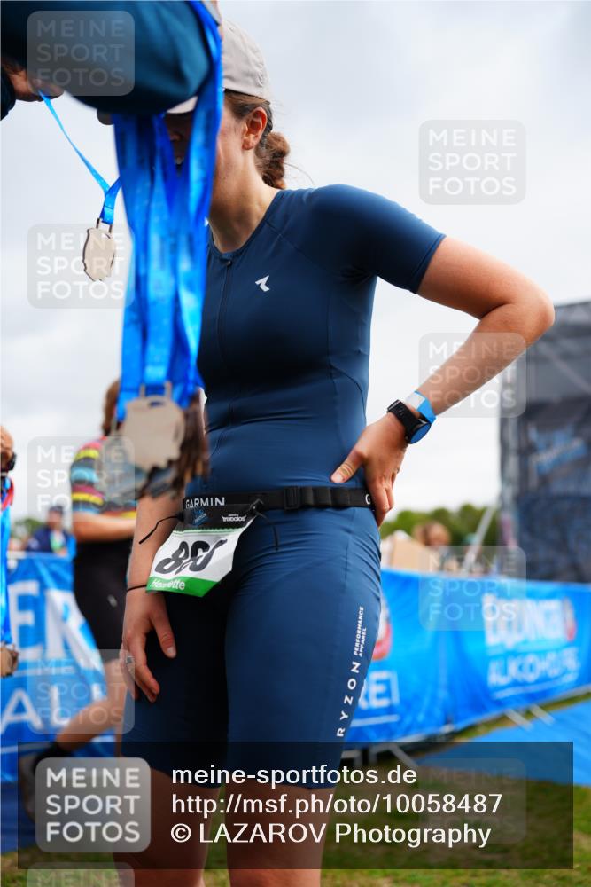 30.08.2026 - Elbe Triathlon Hamburg LAZAROV Photography http://msf.ph/oto/10058487 30.08.2026 11:28:46 Ziel 546, 1115, 1191 meine-sportfotos.de