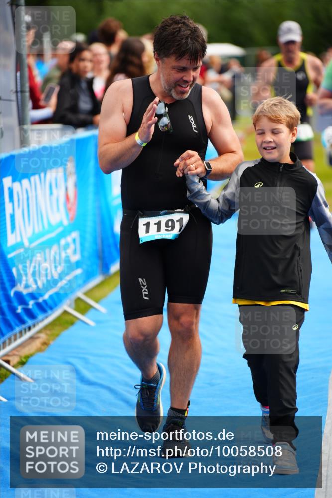 30.08.2026 - Elbe Triathlon Hamburg LAZAROV Photography http://msf.ph/oto/10058508 30.08.2026 11:28:54 Ziel 409, 763, 967, 1033, 1115, 1151, 1191 meine-sportfotos.de