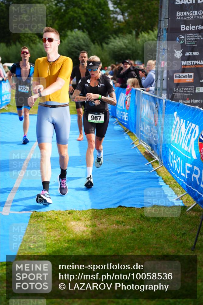 30.08.2026 - Elbe Triathlon Hamburg LAZAROV Photography http://msf.ph/oto/10058536 30.08.2026 11:29:03 Ziel 967, 1033, 1151, 1229, 1322 meine-sportfotos.de