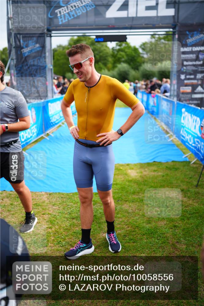 30.08.2026 - Elbe Triathlon Hamburg LAZAROV Photography http://msf.ph/oto/10058556 30.08.2026 11:29:13 Ziel 799, 1280 meine-sportfotos.de
