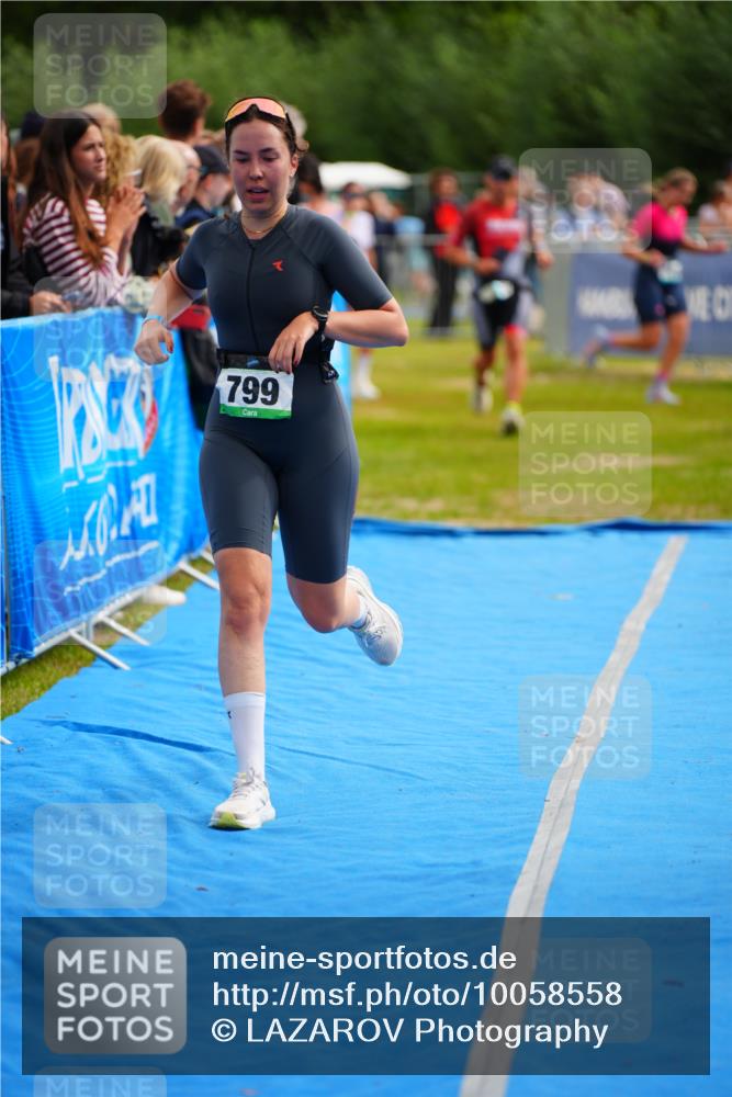 30.08.2026 - Elbe Triathlon Hamburg LAZAROV Photography http://msf.ph/oto/10058558 30.08.2026 11:29:16 Ziel 799, 1280 meine-sportfotos.de