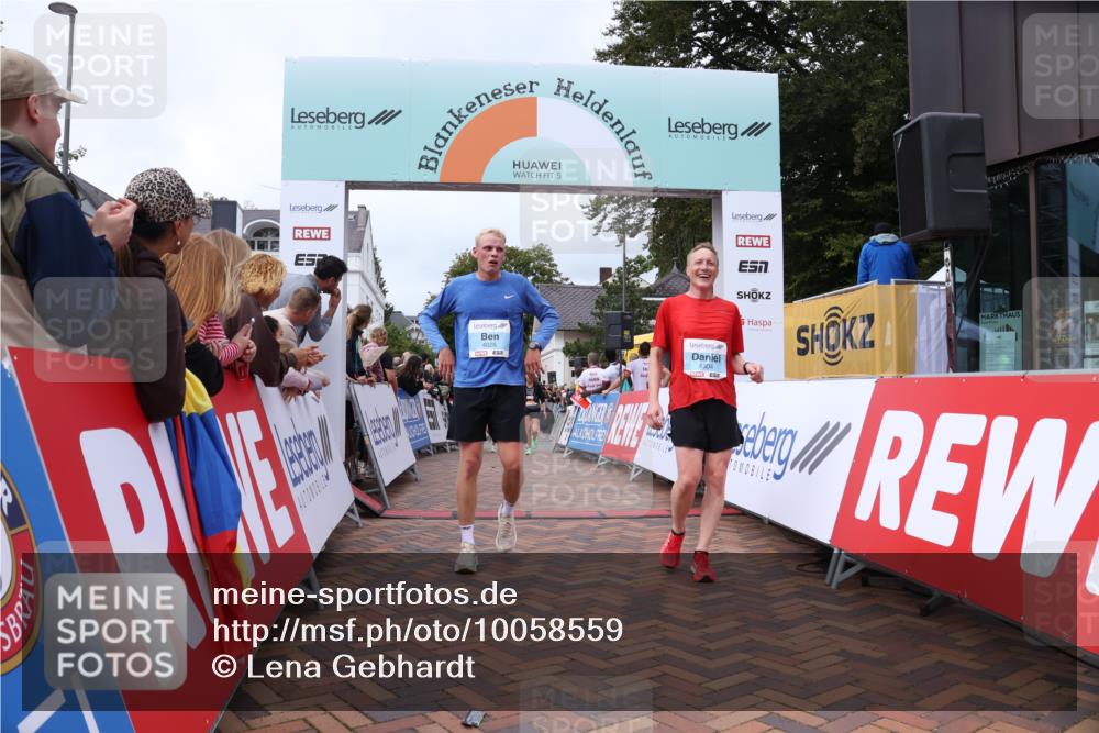 30.08.2026 - Blankeneser Heldenlauf Lena Gebhardt http://msf.ph/oto/10058559 30.08.2026 12:22:49 Ziel 2620, 4026, 4152, 4171, 4304, 4318, 4319 meine-sportfotos.de
