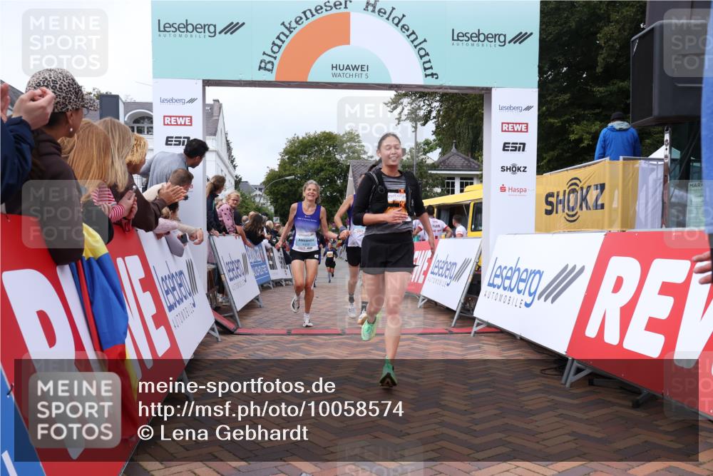 30.08.2026 - Blankeneser Heldenlauf Lena Gebhardt http://msf.ph/oto/10058574 30.08.2026 12:22:52 Ziel 2620, 4026, 4152, 4304, 4318, 4319, 4448 meine-sportfotos.de