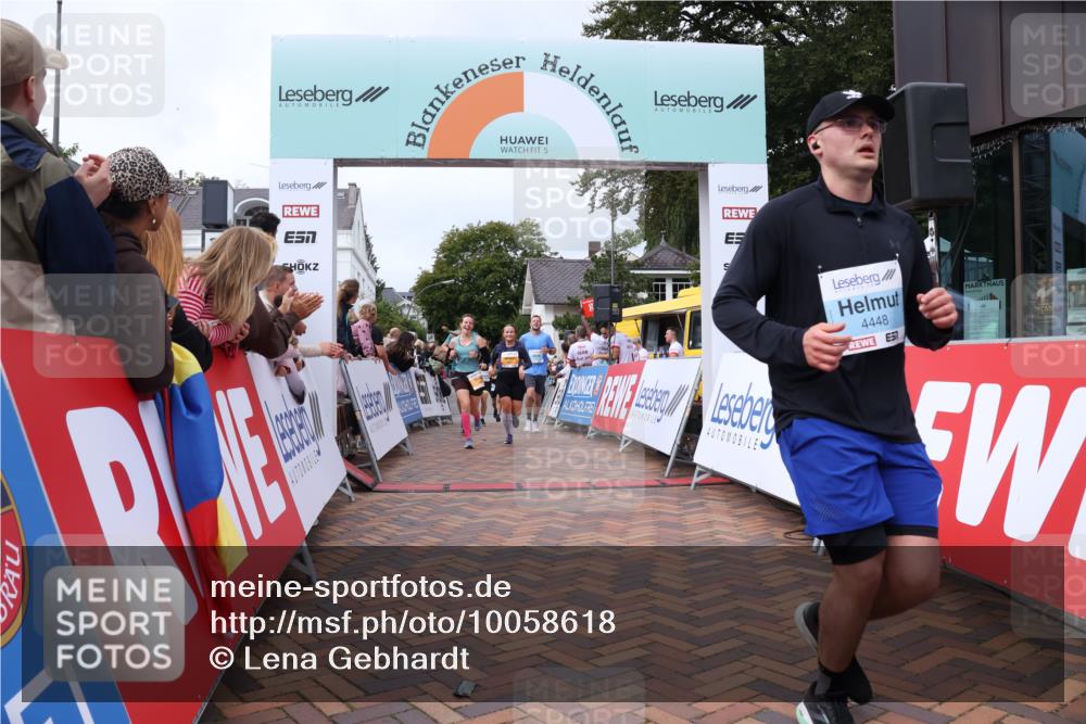 30.08.2026 - Blankeneser Heldenlauf Lena Gebhardt http://msf.ph/oto/10058618 30.08.2026 12:22:57 Ziel 2151, 2381, 2620, 2941, 4188, 4318, 4319, 4370, 4448 meine-sportfotos.de