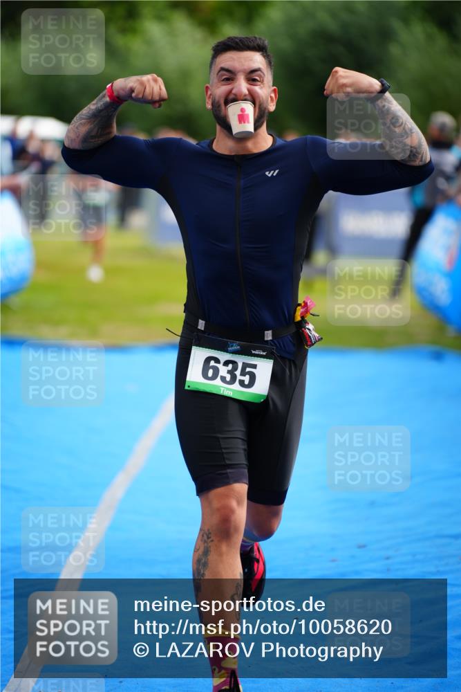 30.08.2026 - Elbe Triathlon Hamburg LAZAROV Photography http://msf.ph/oto/10058620 30.08.2026 11:29:47 Ziel 635, 659, 880 meine-sportfotos.de