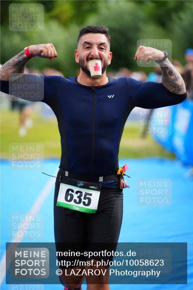 30.08.2026 - Elbe Triathlon Hamburg LAZAROV Photography http://msf.ph/oto/10058623 30.08.2026 11:29:48 Ziel 635, 880 meine-sportfotos.de