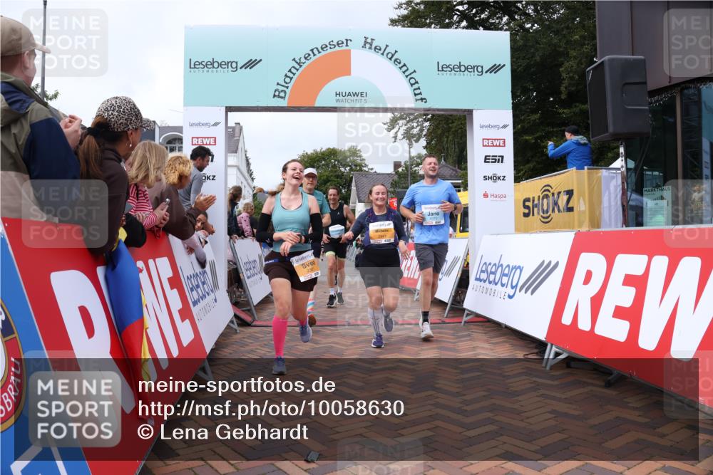 30.08.2026 - Blankeneser Heldenlauf Lena Gebhardt http://msf.ph/oto/10058630 30.08.2026 12:23:00 Ziel 2151, 2381, 2941, 4188, 4297, 4318, 4319, 4370, 4448 meine-sportfotos.de