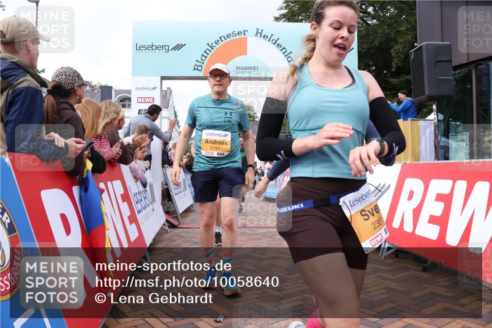 30.08.2026 - Blankeneser Heldenlauf Lena Gebhardt http://msf.ph/oto/10058640 30.08.2026 12:23:01 Ziel 2151, 2381, 2941, 4188, 4297, 4370, 4448 meine-sportfotos.de