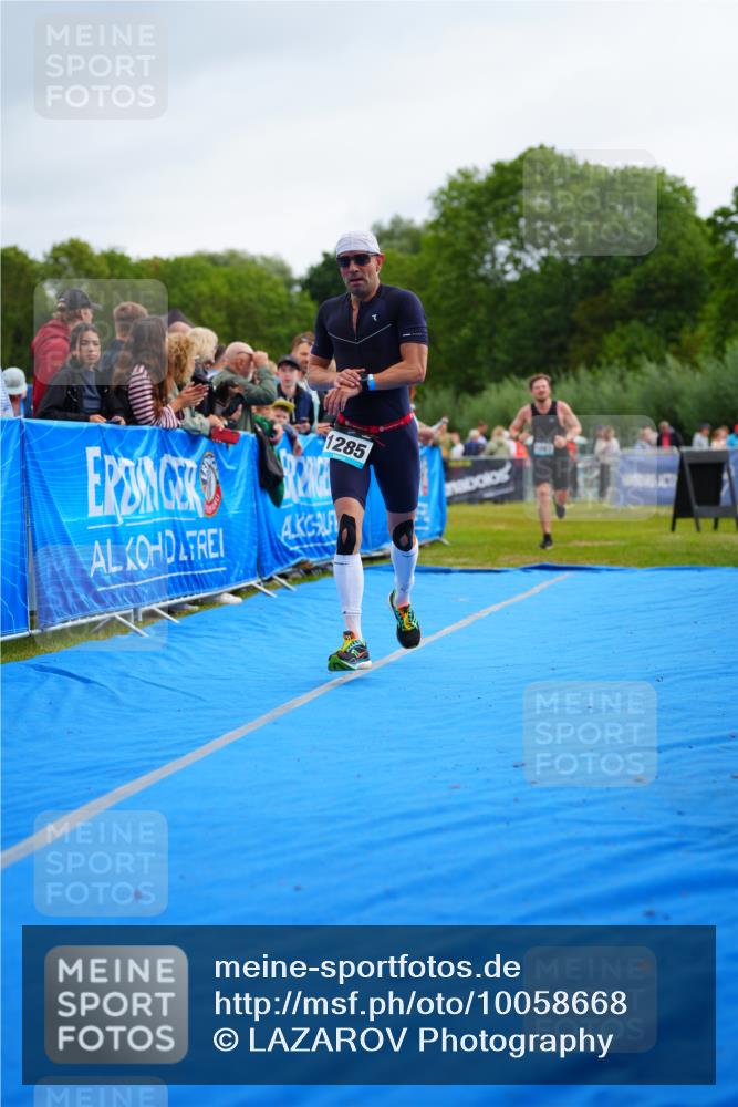 30.08.2026 - Elbe Triathlon Hamburg LAZAROV Photography http://msf.ph/oto/10058668 30.08.2026 11:30:16 Ziel 798, 1081, 1285 meine-sportfotos.de