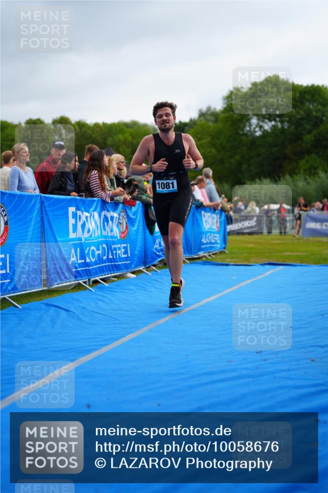 30.08.2026 - Elbe Triathlon Hamburg LAZAROV Photography http://msf.ph/oto/10058676 30.08.2026 11:30:19 Ziel 1081, 1285 meine-sportfotos.de