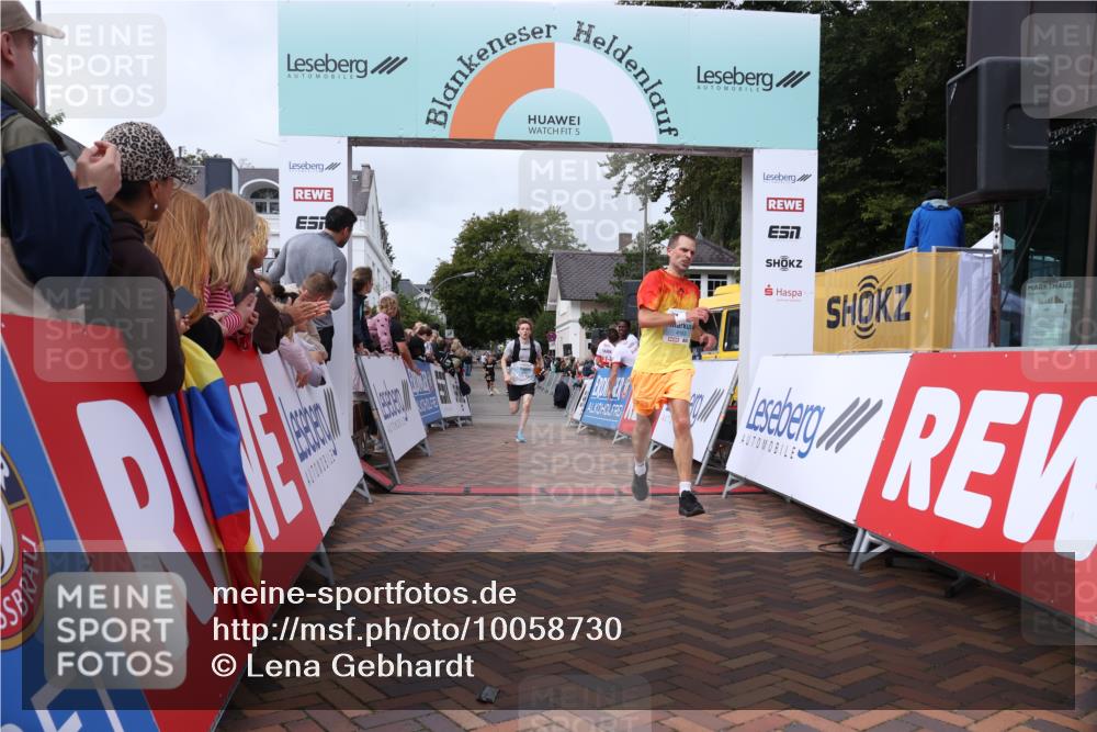 30.08.2026 - Blankeneser Heldenlauf Lena Gebhardt http://msf.ph/oto/10058730 30.08.2026 12:23:23 Ziel 4145, 4163, 4282, 4359 meine-sportfotos.de