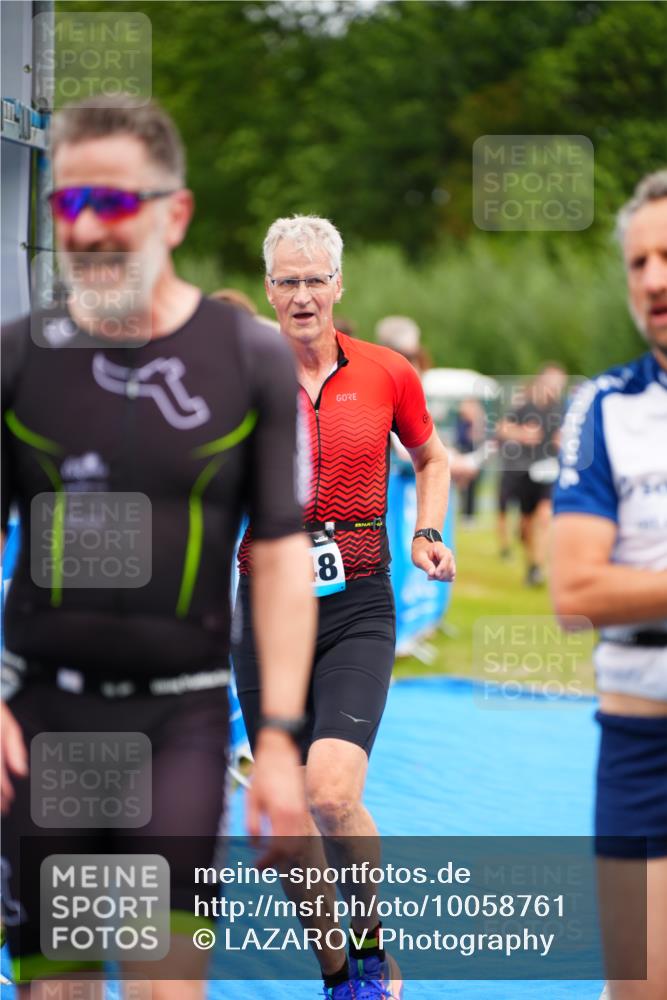 30.08.2026 - Elbe Triathlon Hamburg LAZAROV Photography http://msf.ph/oto/10058761 30.08.2026 11:31:54 Ziel 662, 711, 1016, 1308, 1348 meine-sportfotos.de