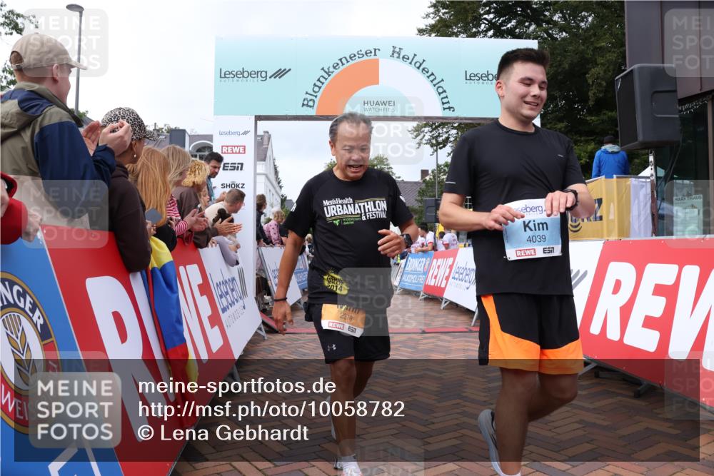 30.08.2026 - Blankeneser Heldenlauf Lena Gebhardt http://msf.ph/oto/10058782 30.08.2026 12:23:36 Ziel 2378, 2661, 2877, 4039 meine-sportfotos.de