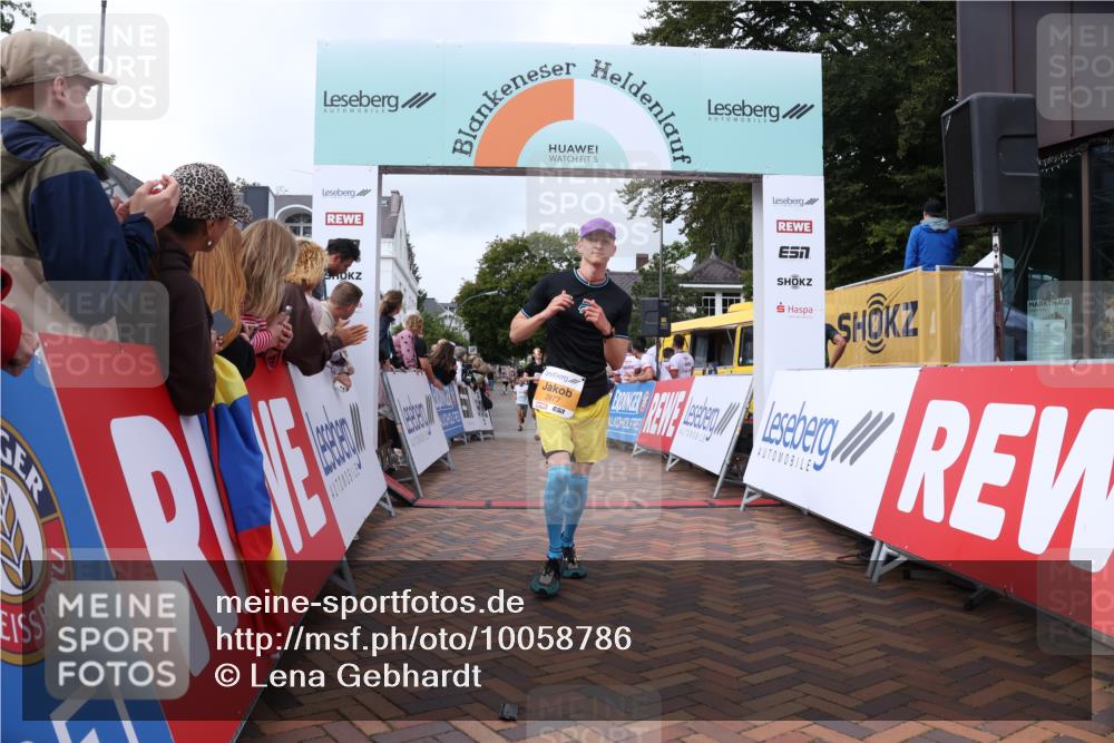 30.08.2026 - Blankeneser Heldenlauf Lena Gebhardt http://msf.ph/oto/10058786 30.08.2026 12:23:37 Ziel 2378, 2661, 2877, 4039 meine-sportfotos.de