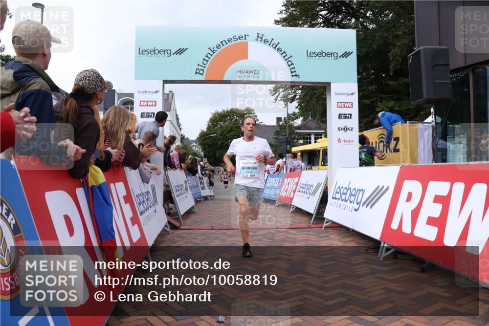 30.08.2026 - Blankeneser Heldenlauf Lena Gebhardt http://msf.ph/oto/10058819 30.08.2026 12:23:44 Ziel 2661, 2877, 4094 meine-sportfotos.de