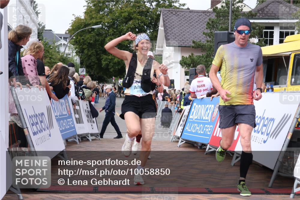 30.08.2026 - Blankeneser Heldenlauf Lena Gebhardt http://msf.ph/oto/10058850 30.08.2026 12:23:55 Ziel 2075, 2489, 4015, 4115, 4462 meine-sportfotos.de