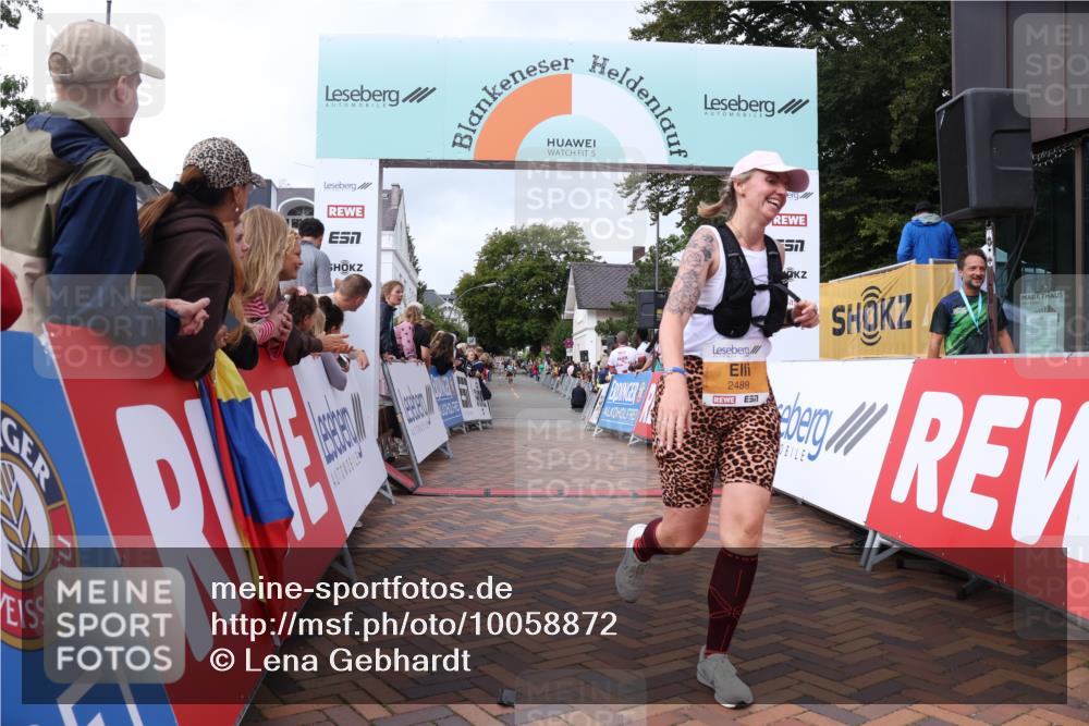 30.08.2026 - Blankeneser Heldenlauf Lena Gebhardt http://msf.ph/oto/10058872 30.08.2026 12:23:58 Ziel 2075, 2489, 4015, 4115, 4462 meine-sportfotos.de