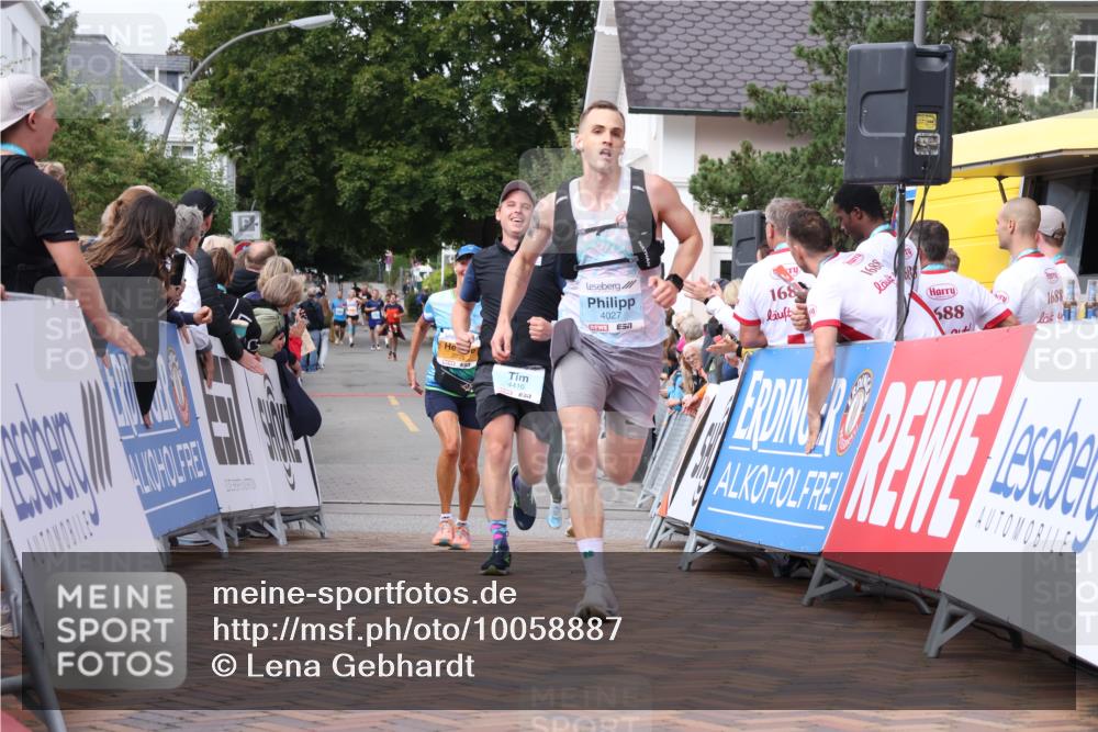 30.08.2026 - Blankeneser Heldenlauf Lena Gebhardt http://msf.ph/oto/10058887 30.08.2026 12:24:11 Ziel 2025, 4027, 4261, 4410 meine-sportfotos.de