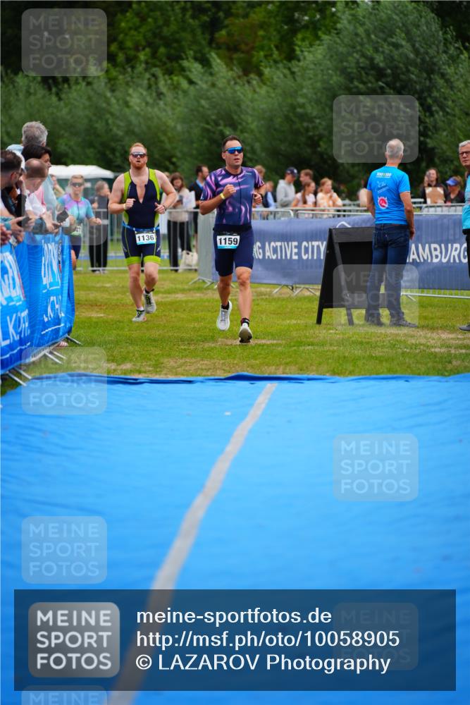 30.08.2026 - Elbe Triathlon Hamburg LAZAROV Photography http://msf.ph/oto/10058905 30.08.2026 11:33:14 Ziel 1136, 1159 meine-sportfotos.de