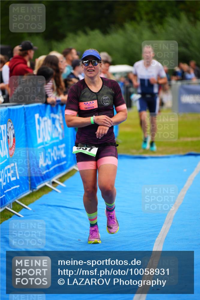 30.08.2026 - Elbe Triathlon Hamburg LAZAROV Photography http://msf.ph/oto/10058931 30.08.2026 11:33:25 Ziel 937, 1254 meine-sportfotos.de