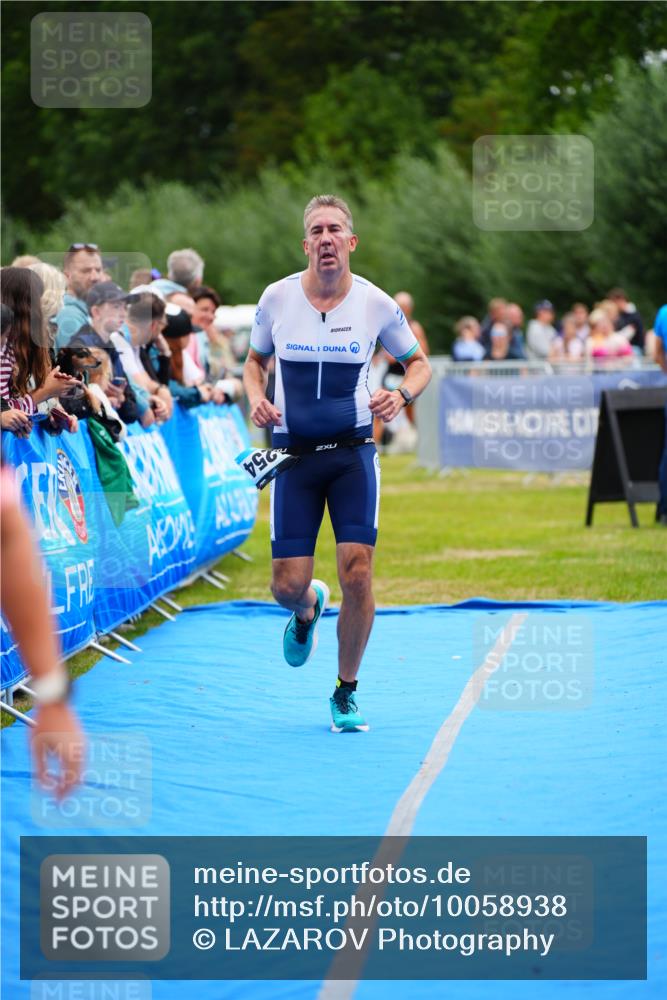 30.08.2026 - Elbe Triathlon Hamburg LAZAROV Photography http://msf.ph/oto/10058938 30.08.2026 11:33:28 Ziel 843, 937, 1126, 1254, 1313 meine-sportfotos.de