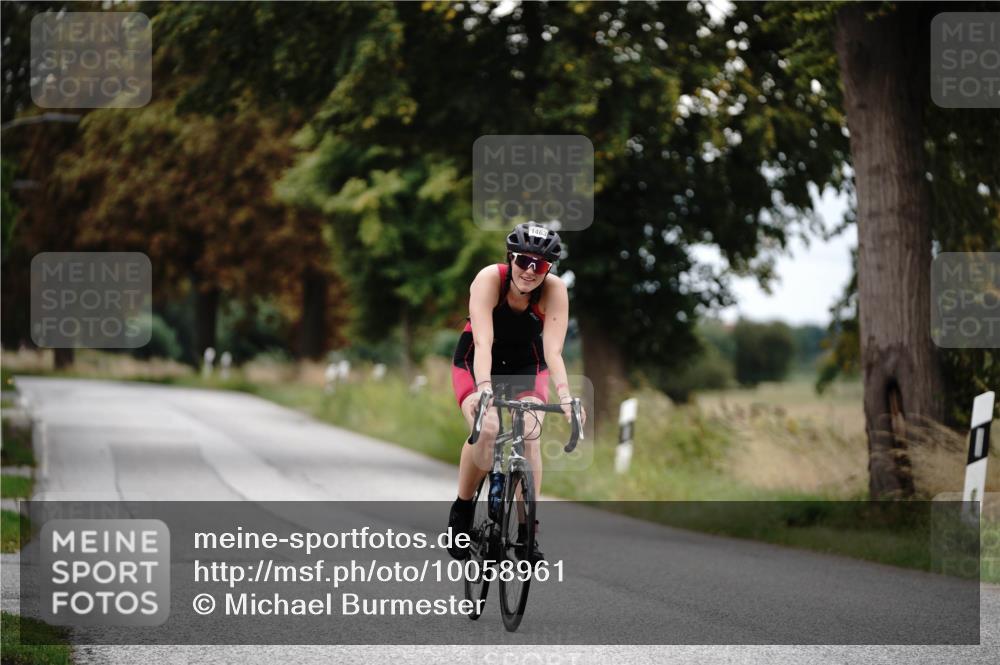 30.08.2026 - Elbe Triathlon Hamburg Michael Burmester http://msf.ph/oto/10058961 30.08.2026 11:27:06 Radfahren 1398, 1463 meine-sportfotos.de