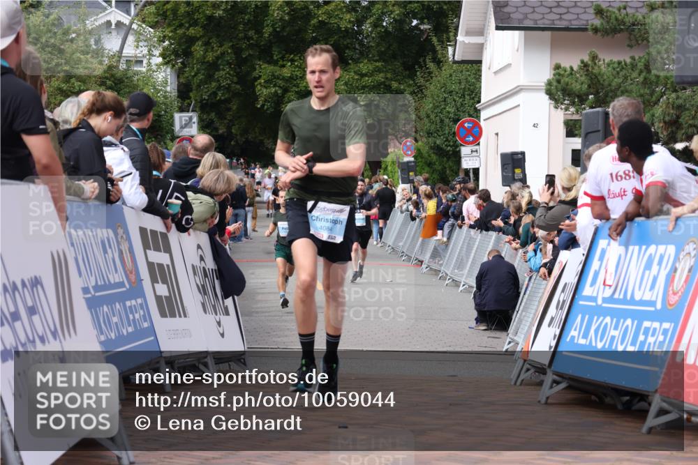 30.08.2026 - Blankeneser Heldenlauf Lena Gebhardt http://msf.ph/oto/10059044 30.08.2026 12:24:50 Ziel 4084 meine-sportfotos.de