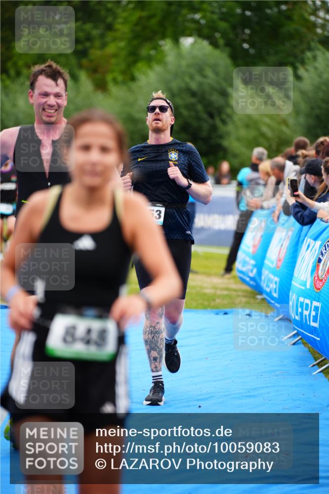 30.08.2026 - Elbe Triathlon Hamburg LAZAROV Photography http://msf.ph/oto/10059083 30.08.2026 11:34:21 Ziel 570, 848, 1149, 1153, 1199 meine-sportfotos.de