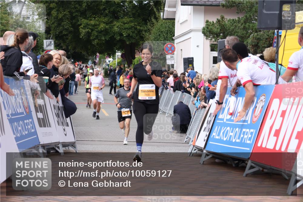 30.08.2026 - Blankeneser Heldenlauf Lena Gebhardt http://msf.ph/oto/10059127 30.08.2026 12:25:09 Ziel 2800 meine-sportfotos.de