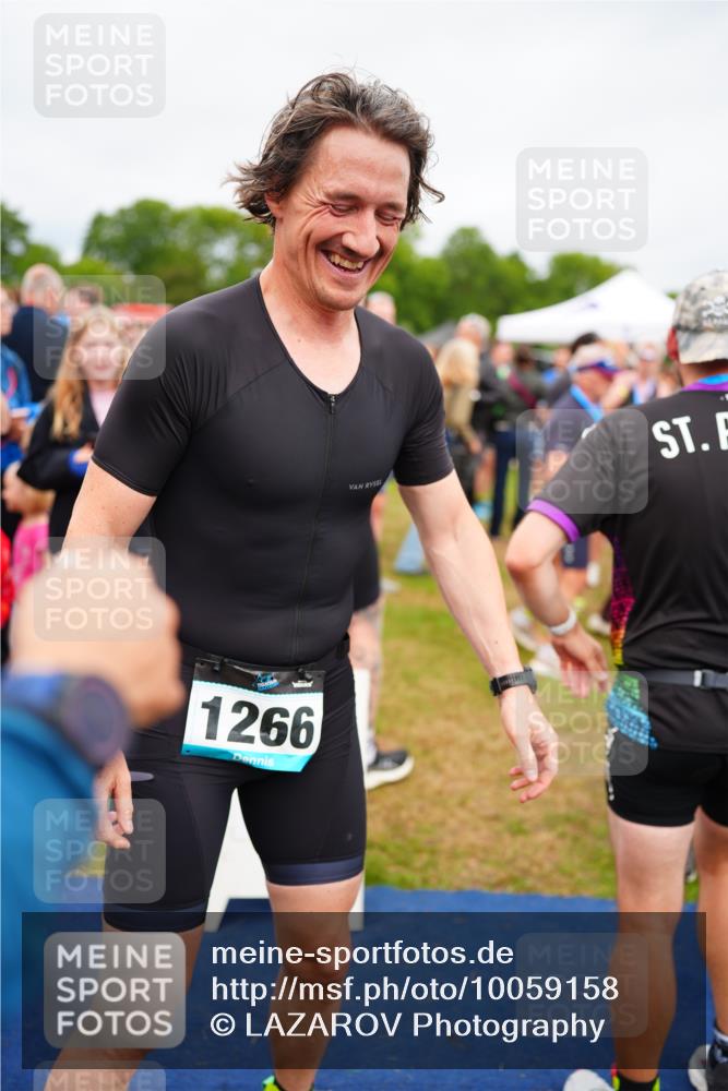 30.08.2026 - Elbe Triathlon Hamburg LAZAROV Photography http://msf.ph/oto/10059158 30.08.2026 11:34:47 Ziel 1034, 1090, 1129, 1157 meine-sportfotos.de