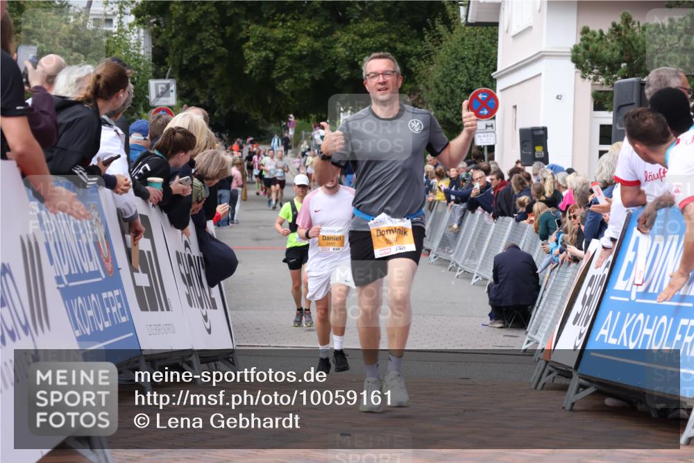 30.08.2026 - Blankeneser Heldenlauf Lena Gebhardt http://msf.ph/oto/10059161 30.08.2026 12:25:14 Ziel 2596, 2800 meine-sportfotos.de
