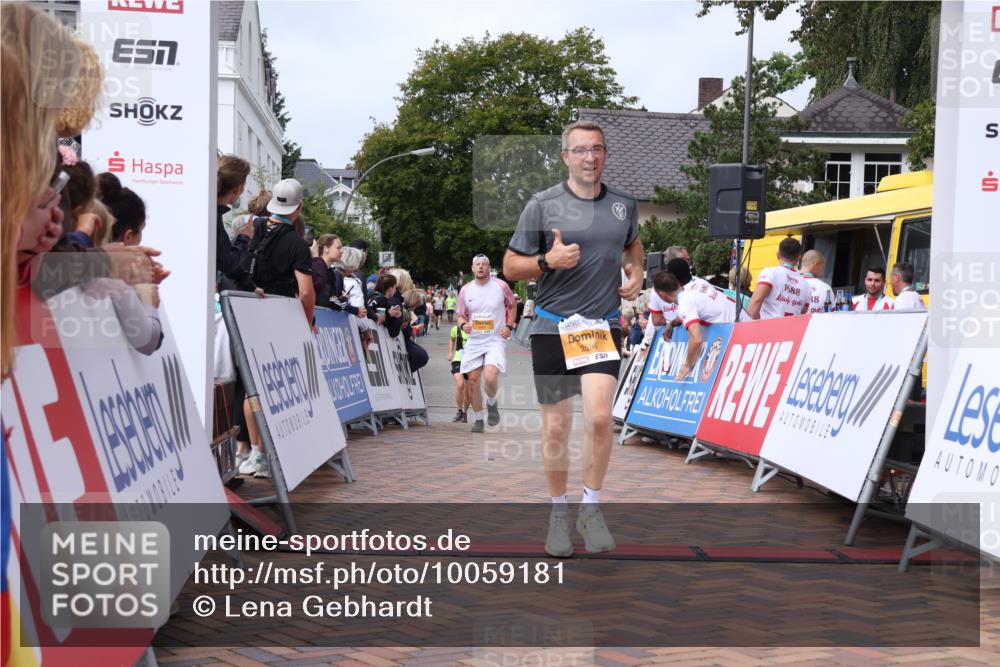 30.08.2026 - Blankeneser Heldenlauf Lena Gebhardt http://msf.ph/oto/10059181 30.08.2026 12:25:16 Ziel 2596, 2800, 2855 meine-sportfotos.de