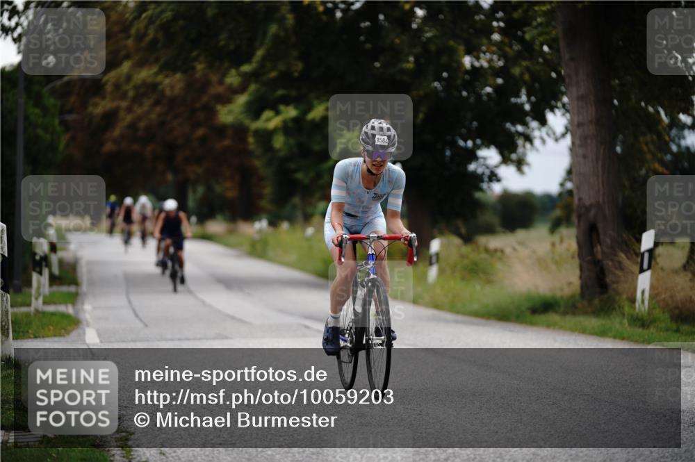 30.08.2026 - Elbe Triathlon Hamburg Michael Burmester http://msf.ph/oto/10059203 30.08.2026 11:29:09 Radfahren 1551, 1563, 1588, 1669, 1674 meine-sportfotos.de