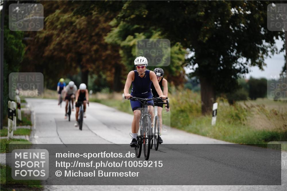 30.08.2026 - Elbe Triathlon Hamburg Michael Burmester http://msf.ph/oto/10059215 30.08.2026 11:29:12 Radfahren 1382, 1563, 1669, 1674 meine-sportfotos.de