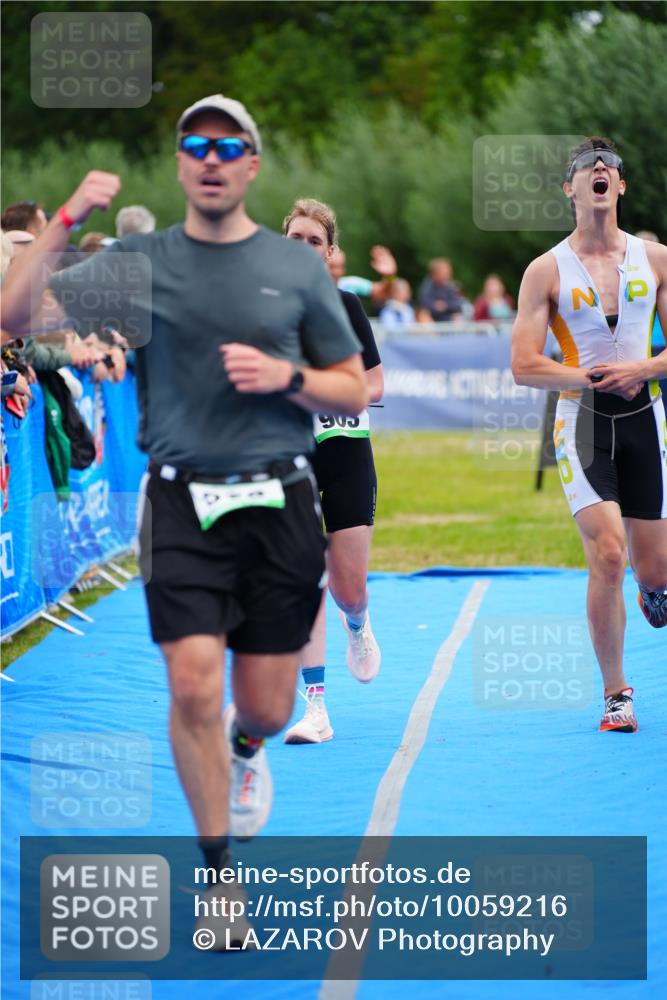 30.08.2026 - Elbe Triathlon Hamburg LAZAROV Photography http://msf.ph/oto/10059216 30.08.2026 11:35:01 Ziel 578, 903, 1213, 1230, 1441 meine-sportfotos.de